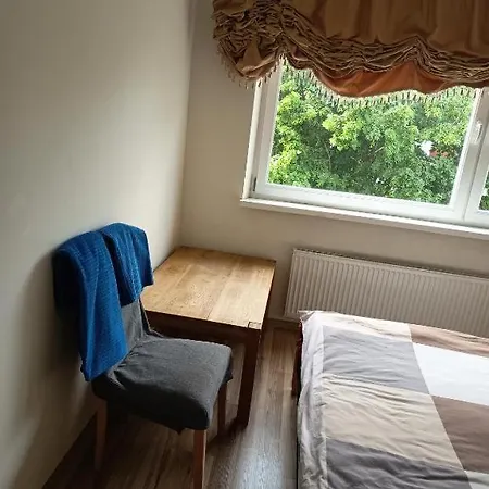 2 In 4 Kwatera prywatna Tallin