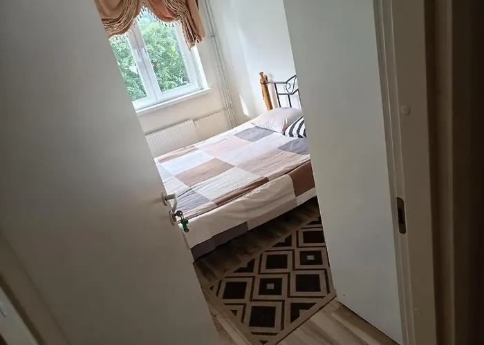 Kwatera prywatna 2 In 4 Tallin